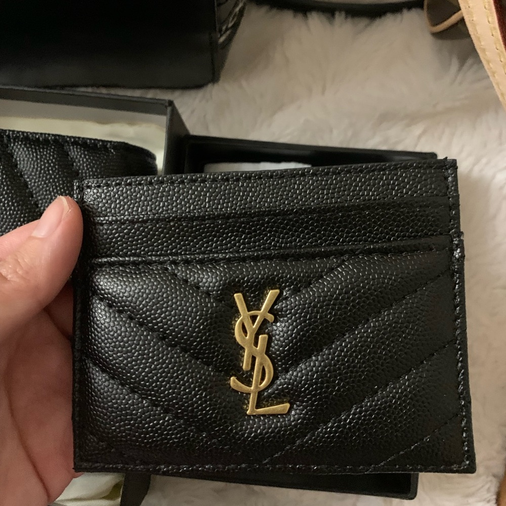 Card holder